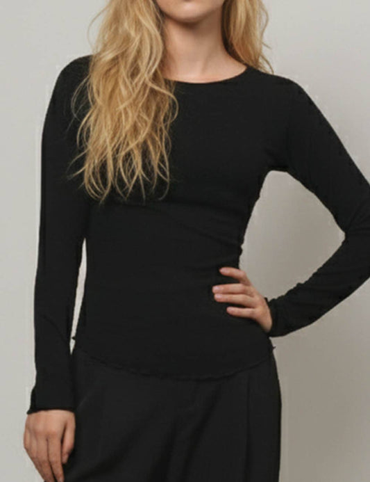 Long Sleeved Basic Everyday Tee