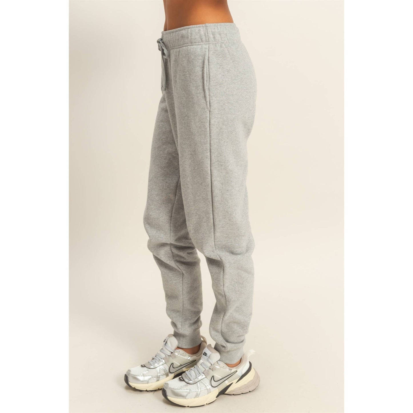 Mid-Rise Drawstring Sweatpants in Heather Grey