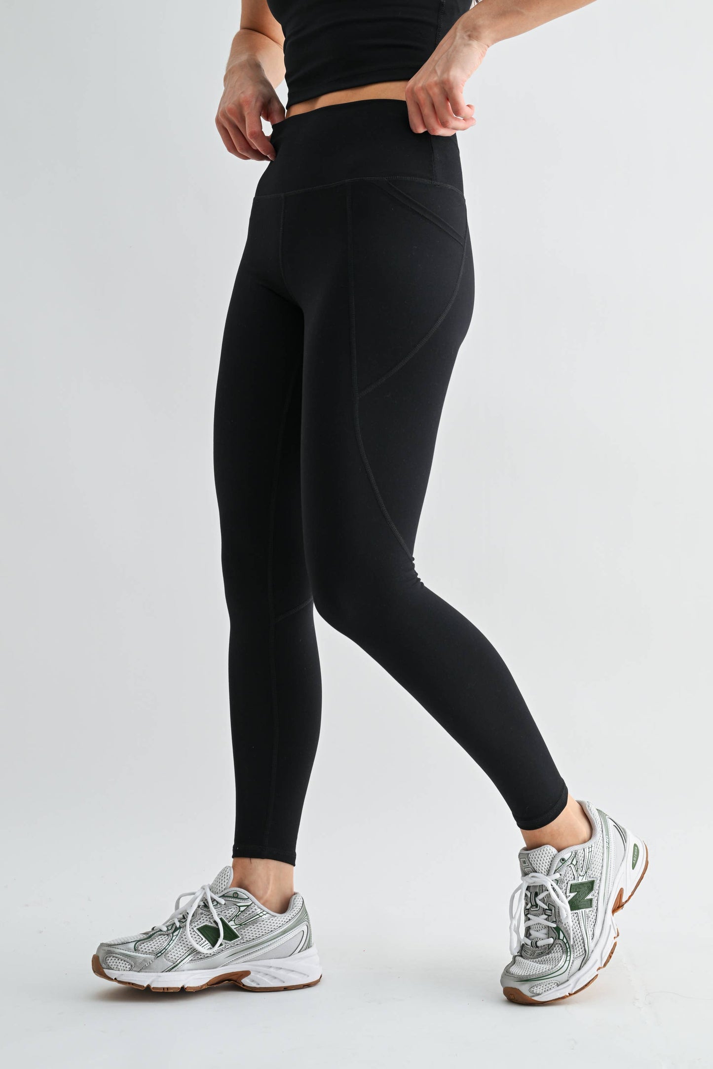 Light Sculpt High-Waisted Gym Leggings