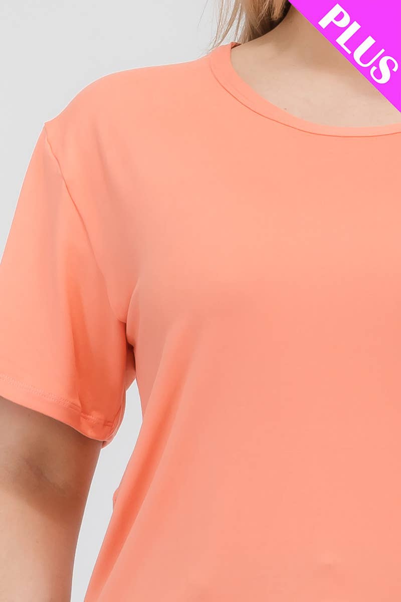 Plus Size Basic Short Sleeve T-shirt in Burgundy