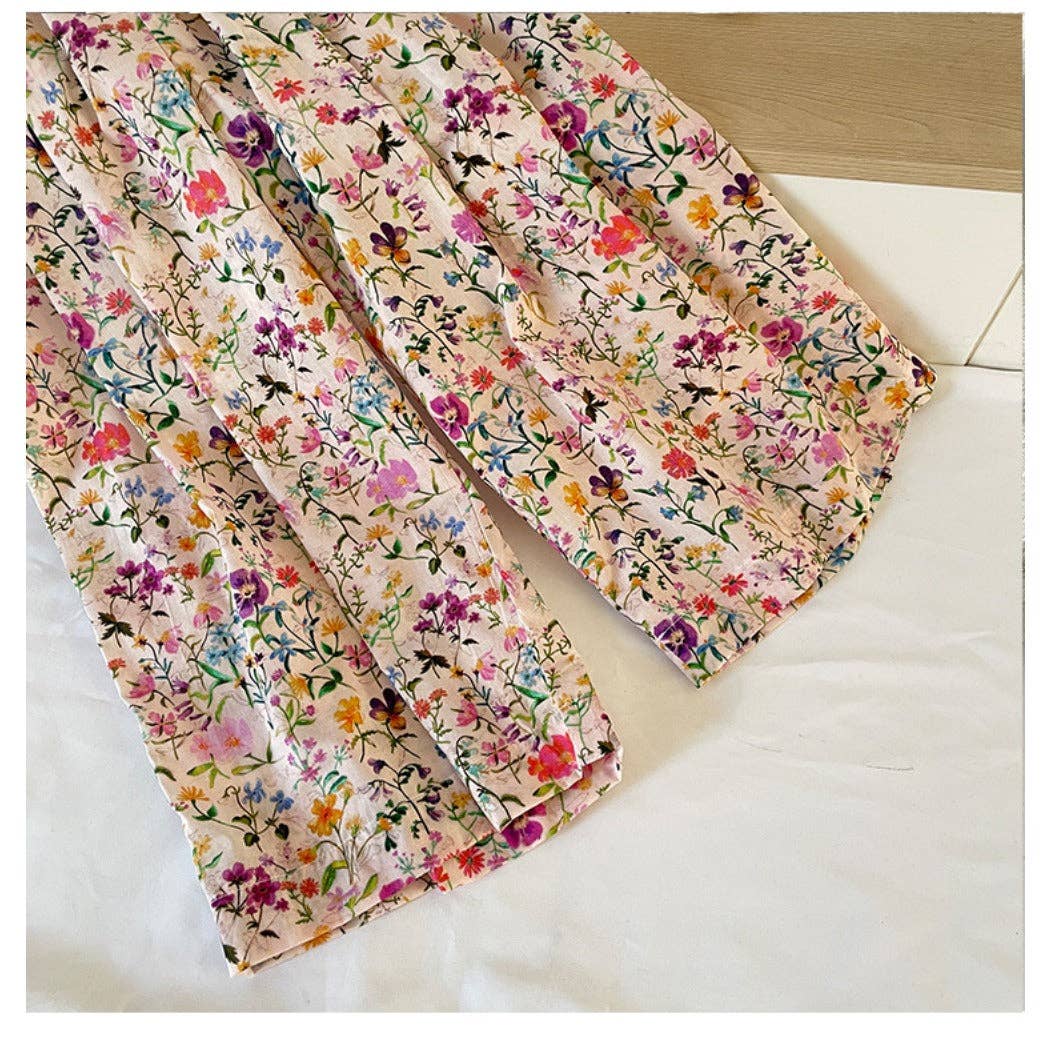 Loose & Cheerful Floral Wide-Leg Capris
